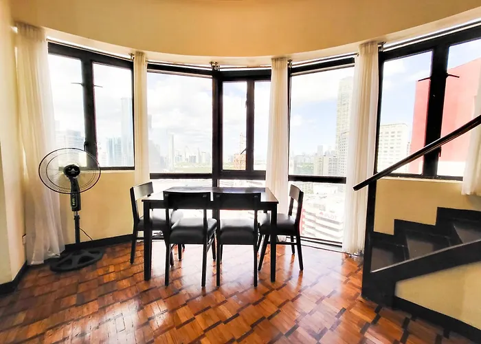 Apartment Urban Oasis At Plaza 2